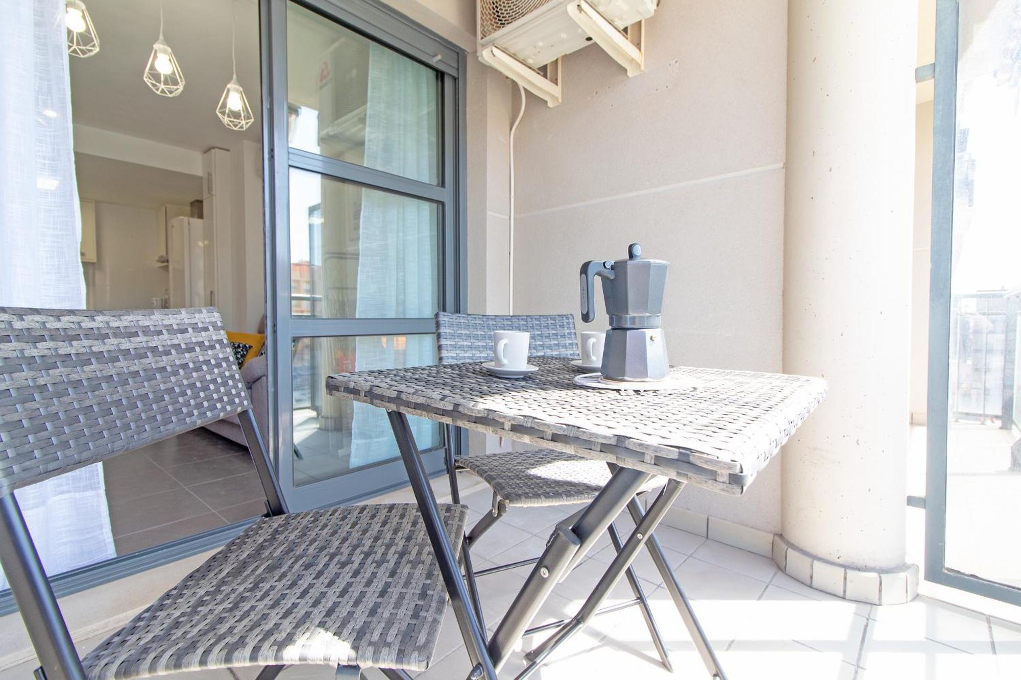 Global Properties, Bonito Apartamento En Puerto Sagunto Para Parejas Puerto de Sagunto Exterior foto